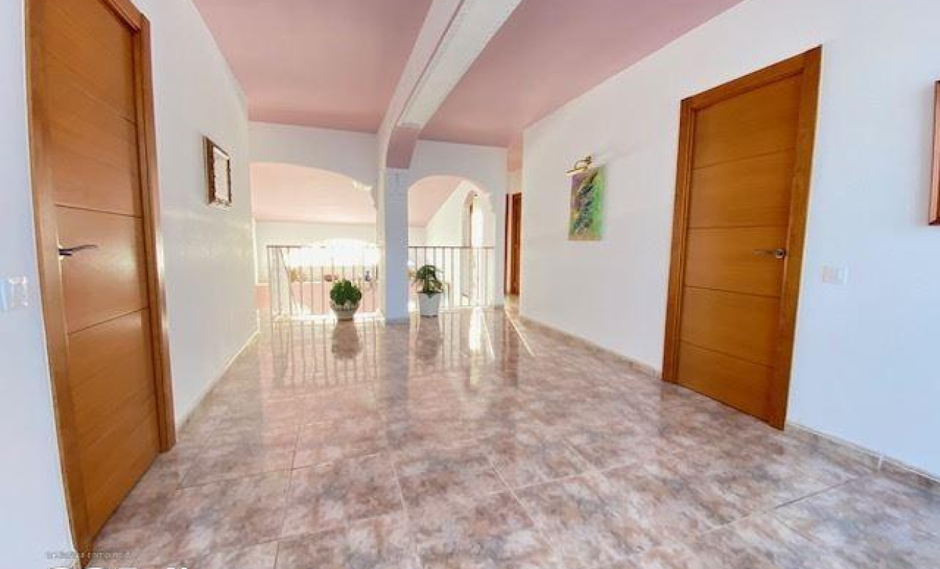 Reventa - Chalet - Sabadell - Castellarnau