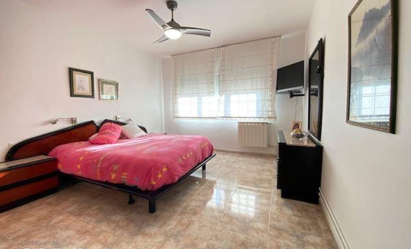 Reventa - Chalet - Sabadell - Castellarnau