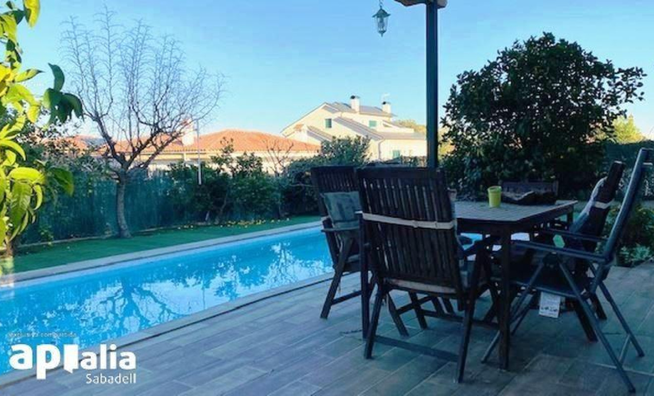 Reventa - Chalet - Sabadell - Castellarnau
