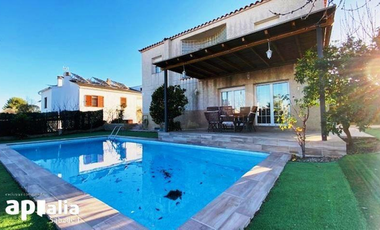 Reventa - Chalet - Sabadell - Castellarnau