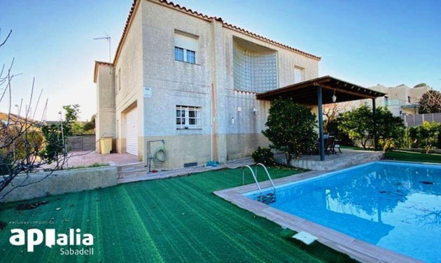 Reventa - Chalet - Sabadell - Castellarnau