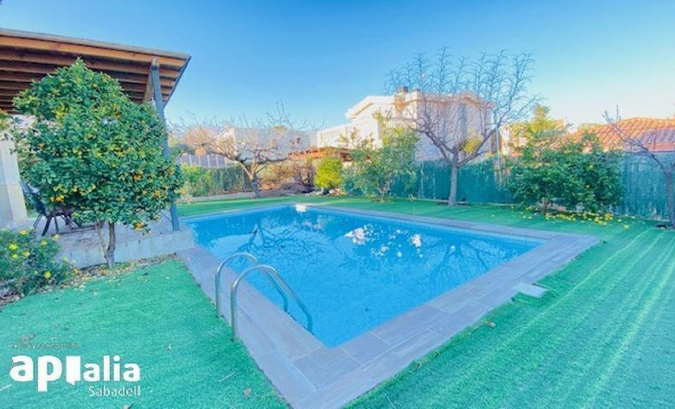 Reventa - Chalet - Sabadell - Castellarnau