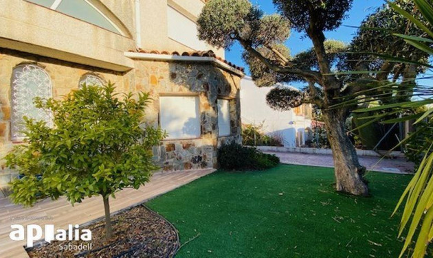 Reventa - Chalet - Sabadell - Castellarnau