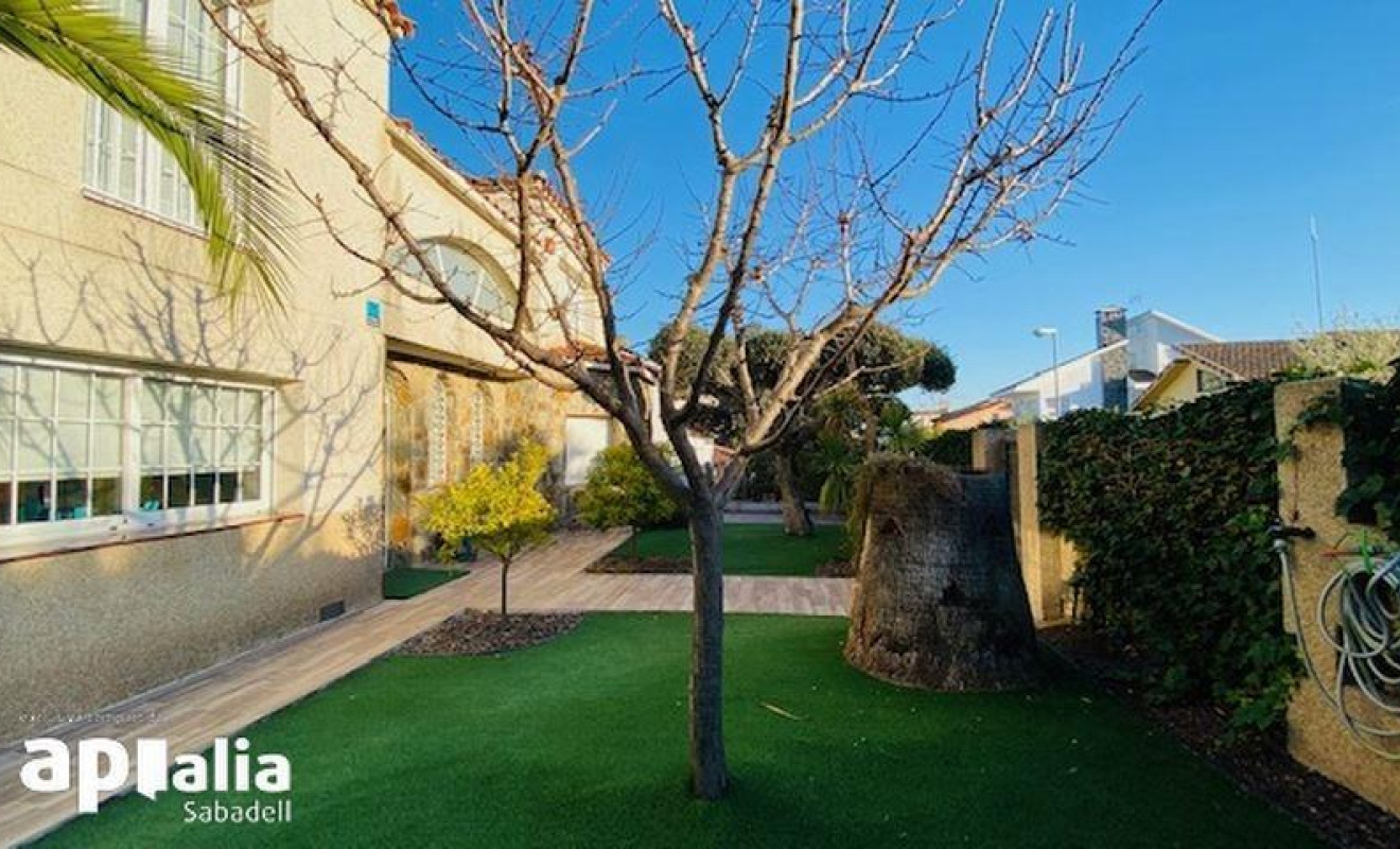Reventa - Chalet - Sabadell - Castellarnau