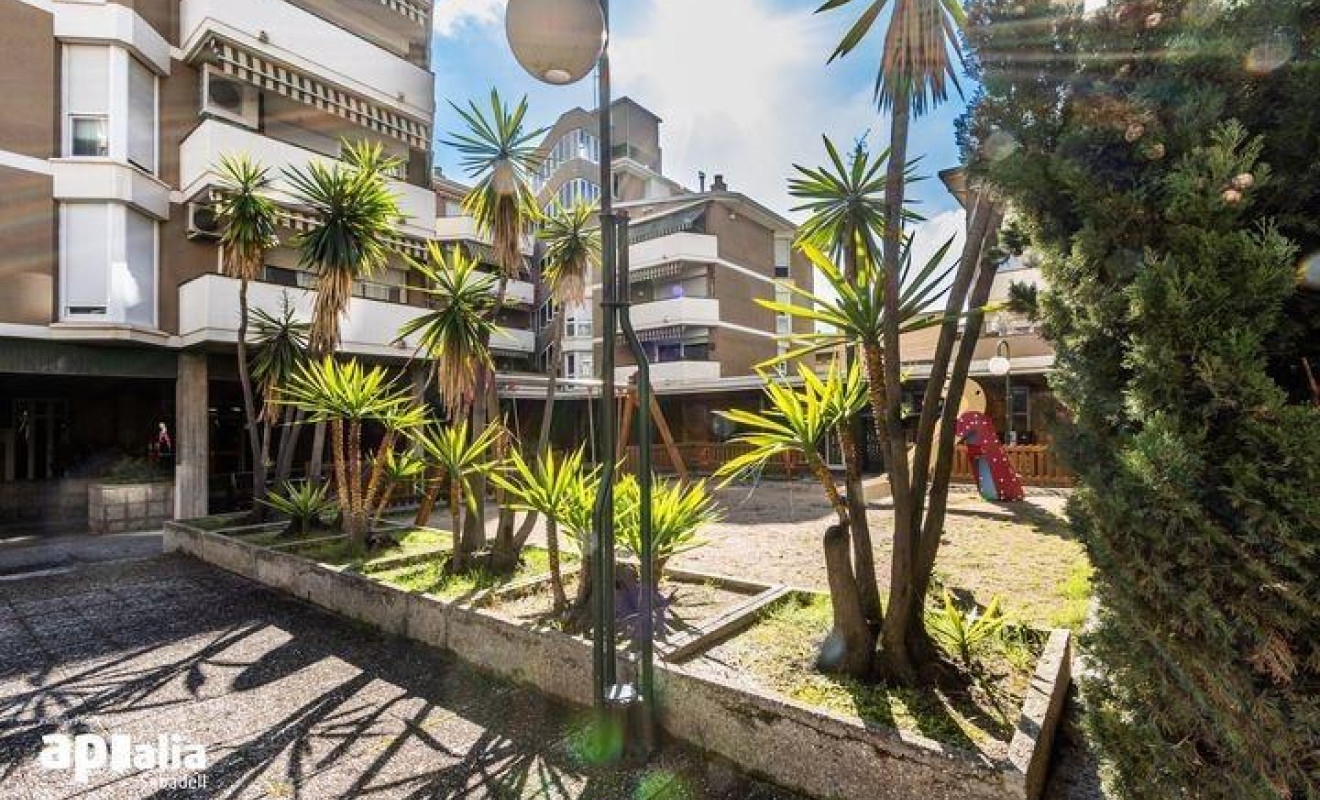 Reventa - Apartamento / piso - Sabadell - Centro