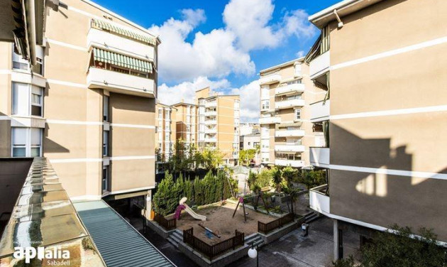 Reventa - Apartamento / piso - Sabadell - Centro