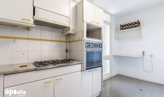 Reventa - Apartamento / piso - Sabadell - Centro