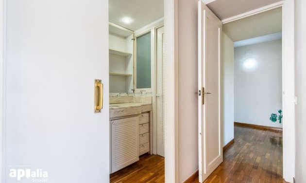 Reventa - Apartamento / piso - Sabadell - Centro