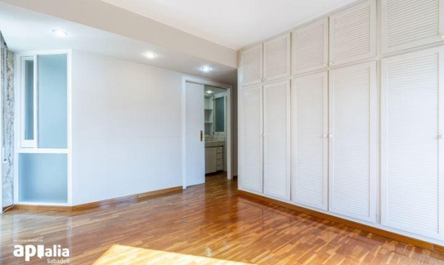 Reventa - Apartamento / piso - Sabadell - Centro