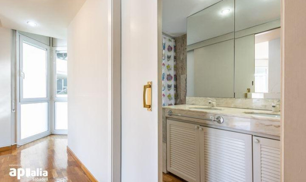 Reventa - Apartamento / piso - Sabadell - Centro