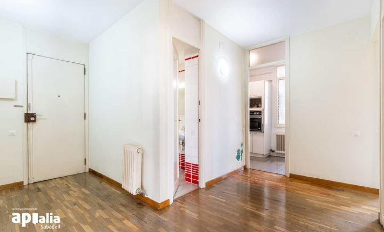 Reventa - Apartamento / piso - Sabadell - Centro