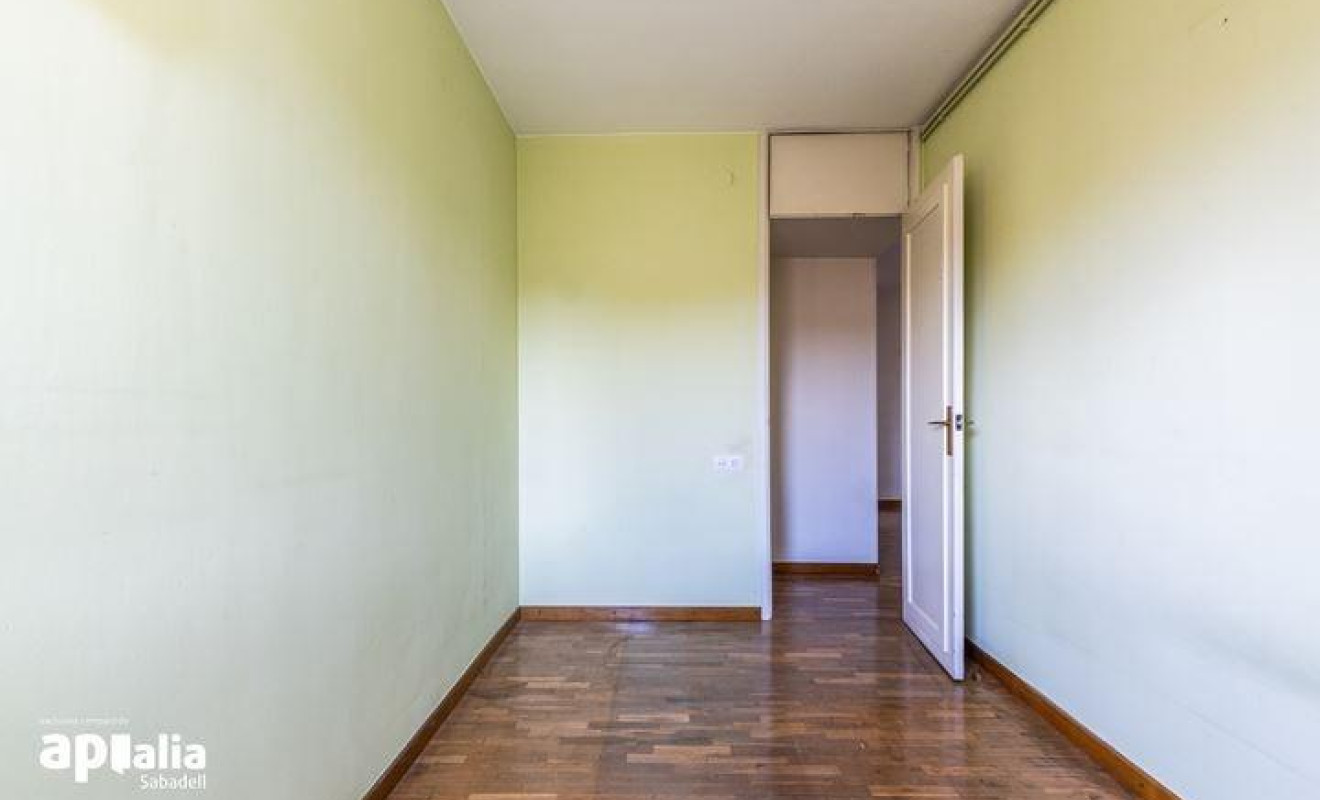 Reventa - Apartamento / piso - Sabadell - Centro