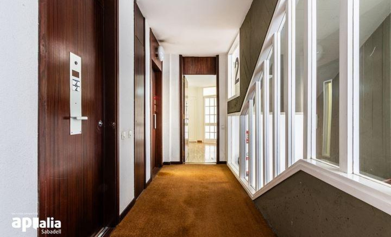 Reventa - Apartamento / piso - Sabadell - Centro