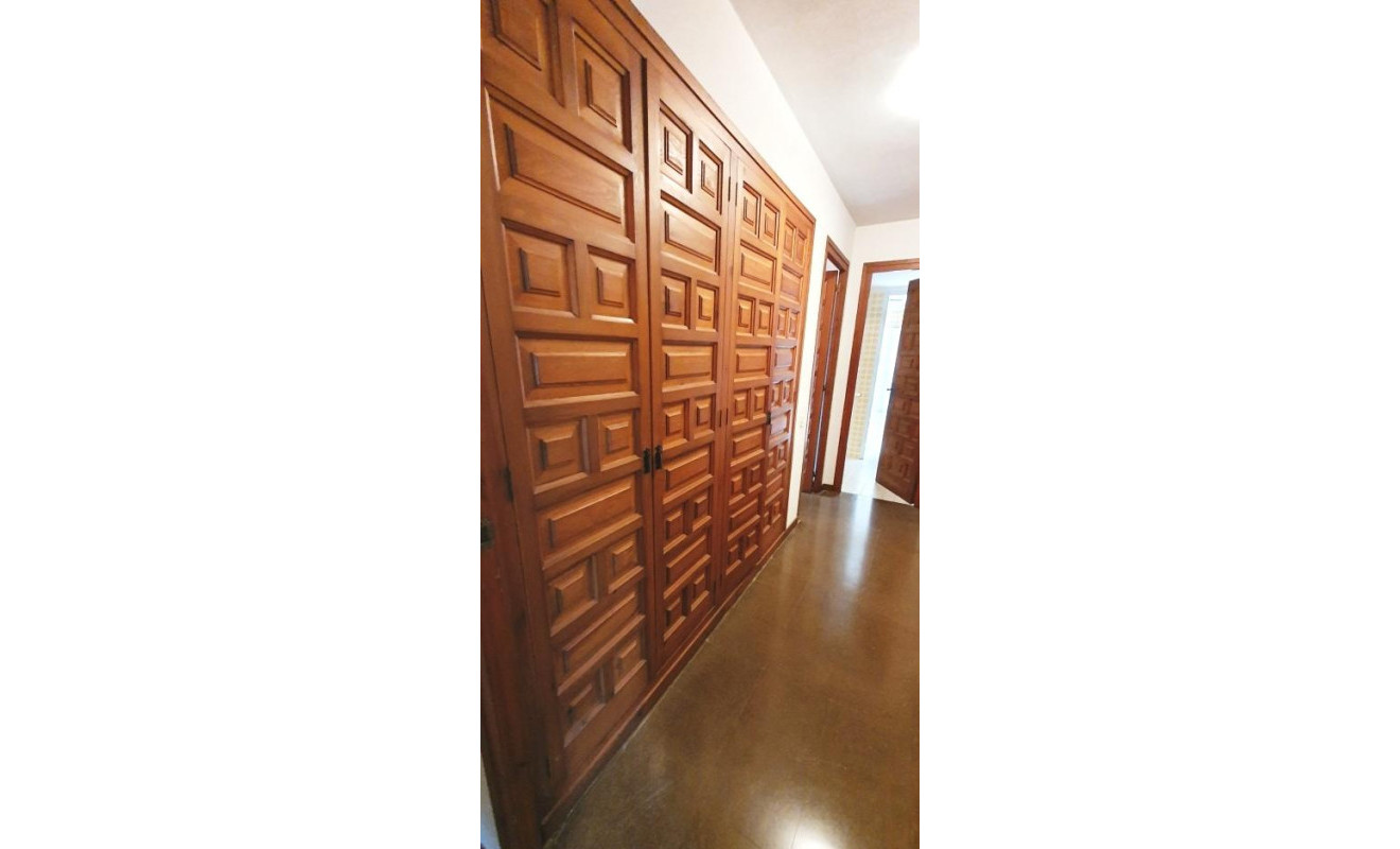 Reventa - Apartamento / piso - Cabrils