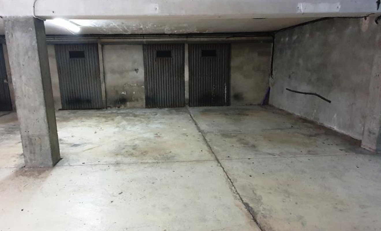 Reventa - Apartamento / piso - Cabrils