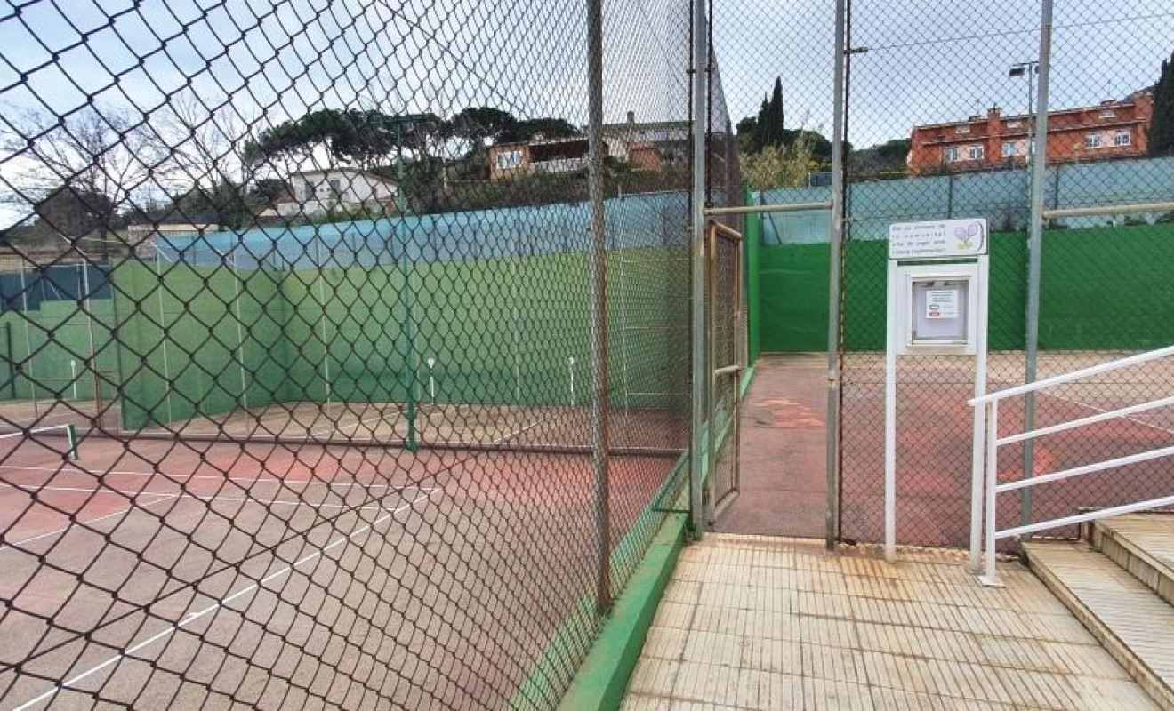 Reventa - Apartamento / piso - Cabrils