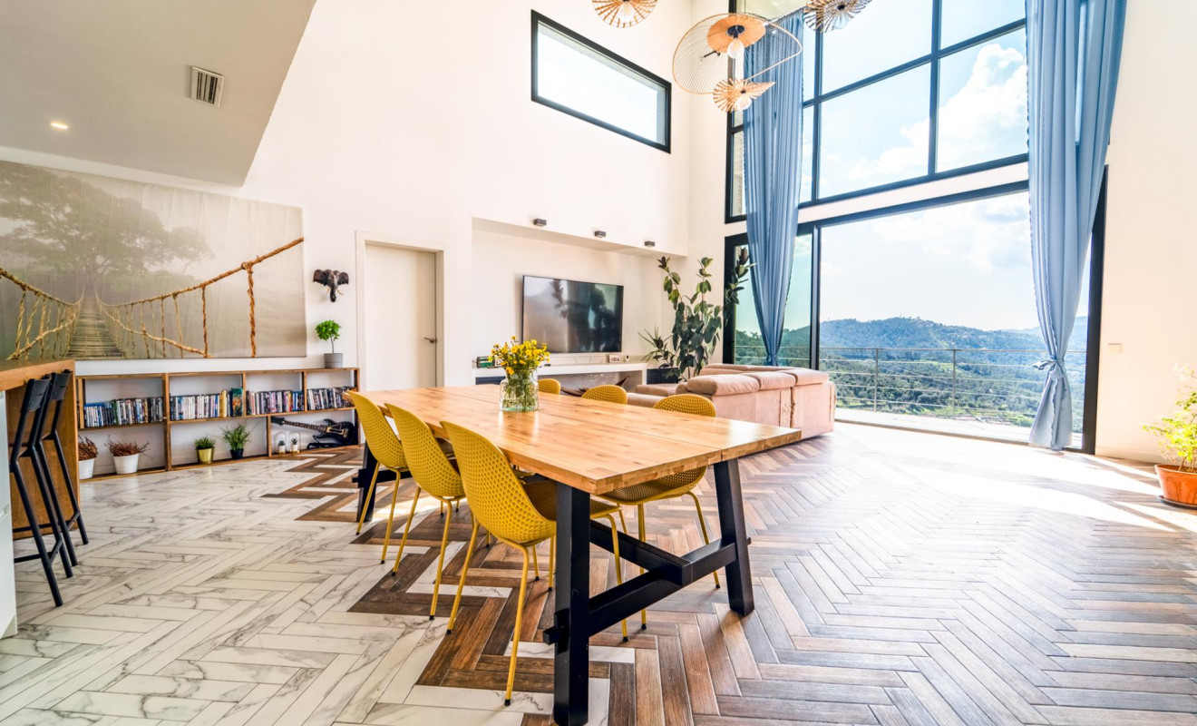 Obra nueva - Chalet - Torrelles de Llobregat
