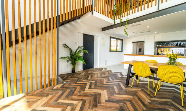 Obra nueva - Chalet - Torrelles de Llobregat