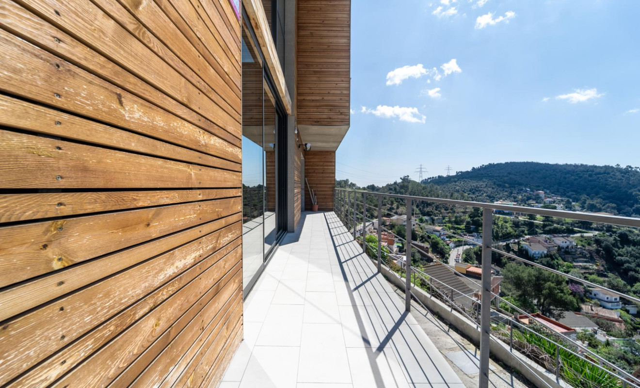 Obra nueva - Chalet - Torrelles de Llobregat