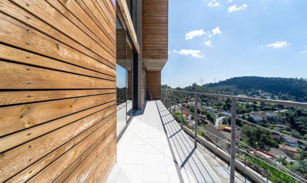 Obra nueva - Chalet - Torrelles de Llobregat
