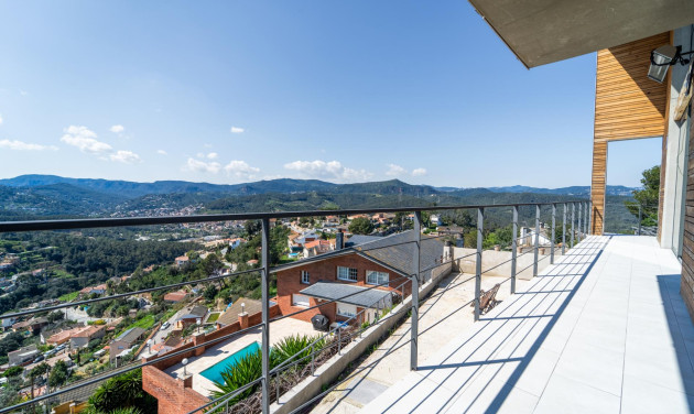 Obra nueva - Chalet - Torrelles de Llobregat