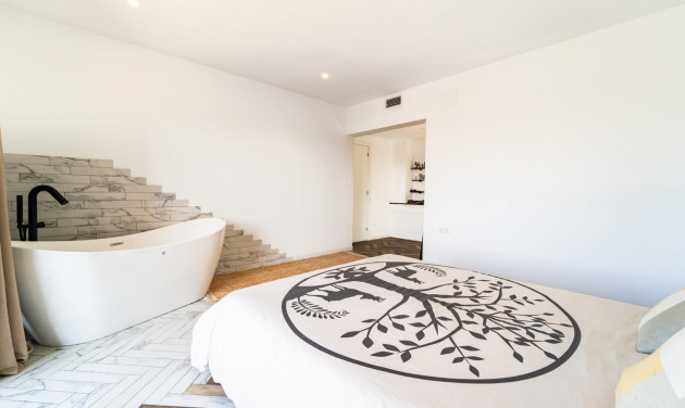 Obra nueva - Chalet - Torrelles de Llobregat