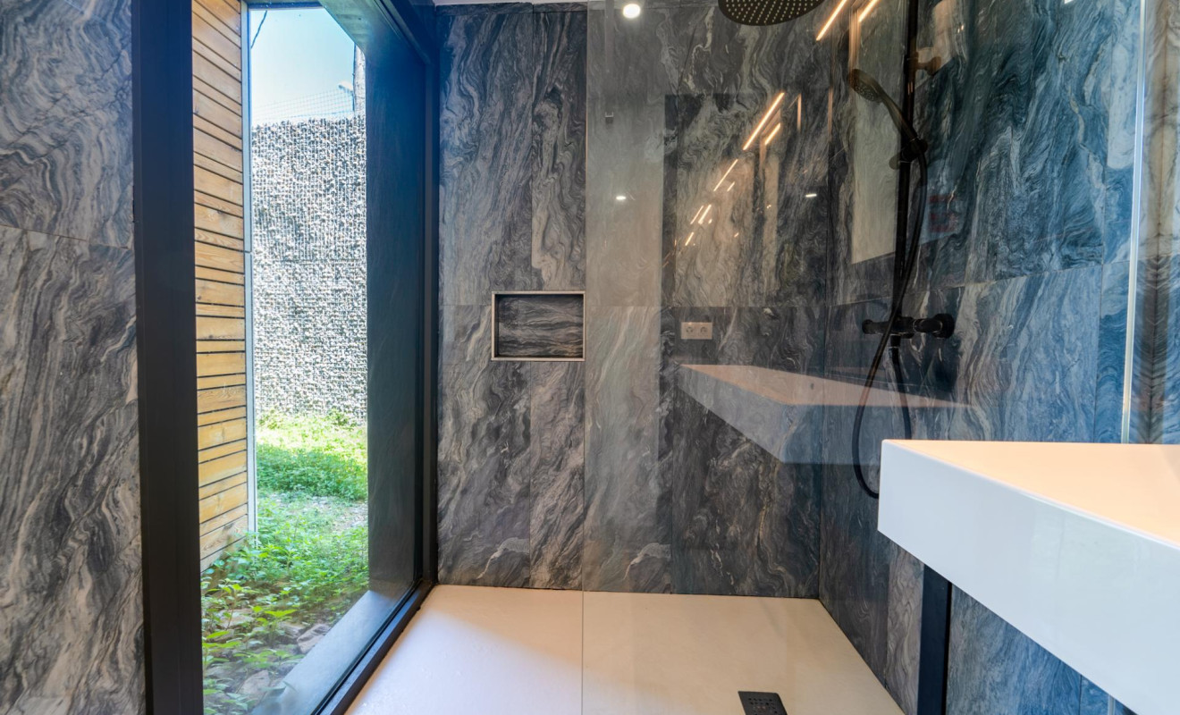 Obra nueva - Chalet - Torrelles de Llobregat
