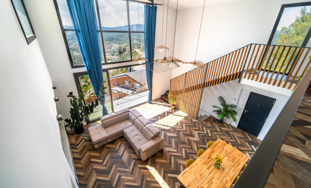 Obra nueva - Chalet - Torrelles de Llobregat