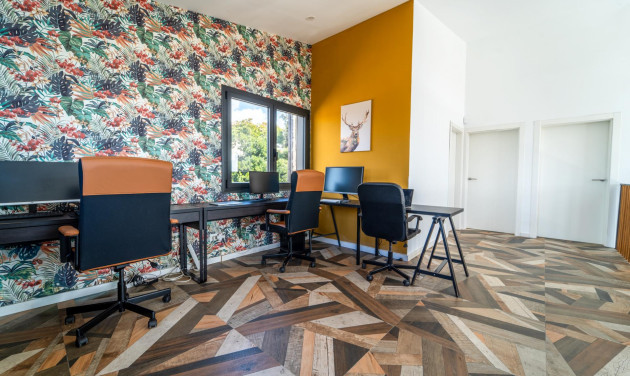Obra nueva - Chalet - Torrelles de Llobregat