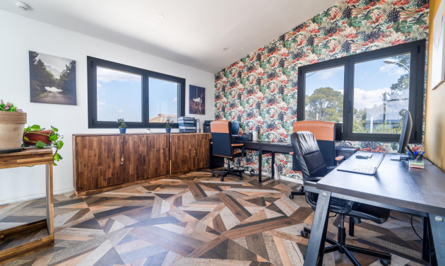 Obra nueva - Chalet - Torrelles de Llobregat