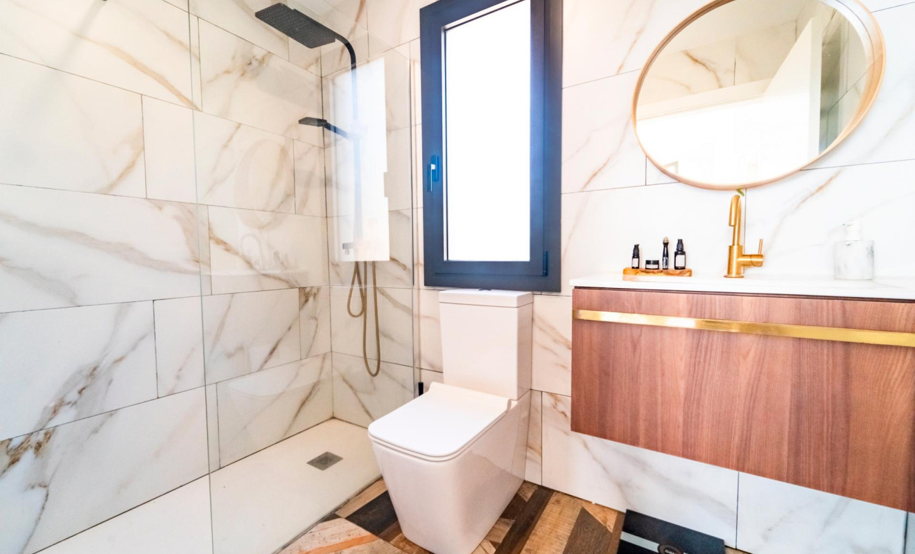 Obra nueva - Chalet - Torrelles de Llobregat