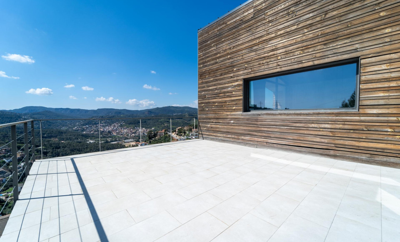 Obra nueva - Chalet - Torrelles de Llobregat