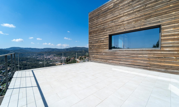 Obra nueva - Chalet - Torrelles de Llobregat