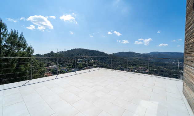 Obra nueva - Chalet - Torrelles de Llobregat