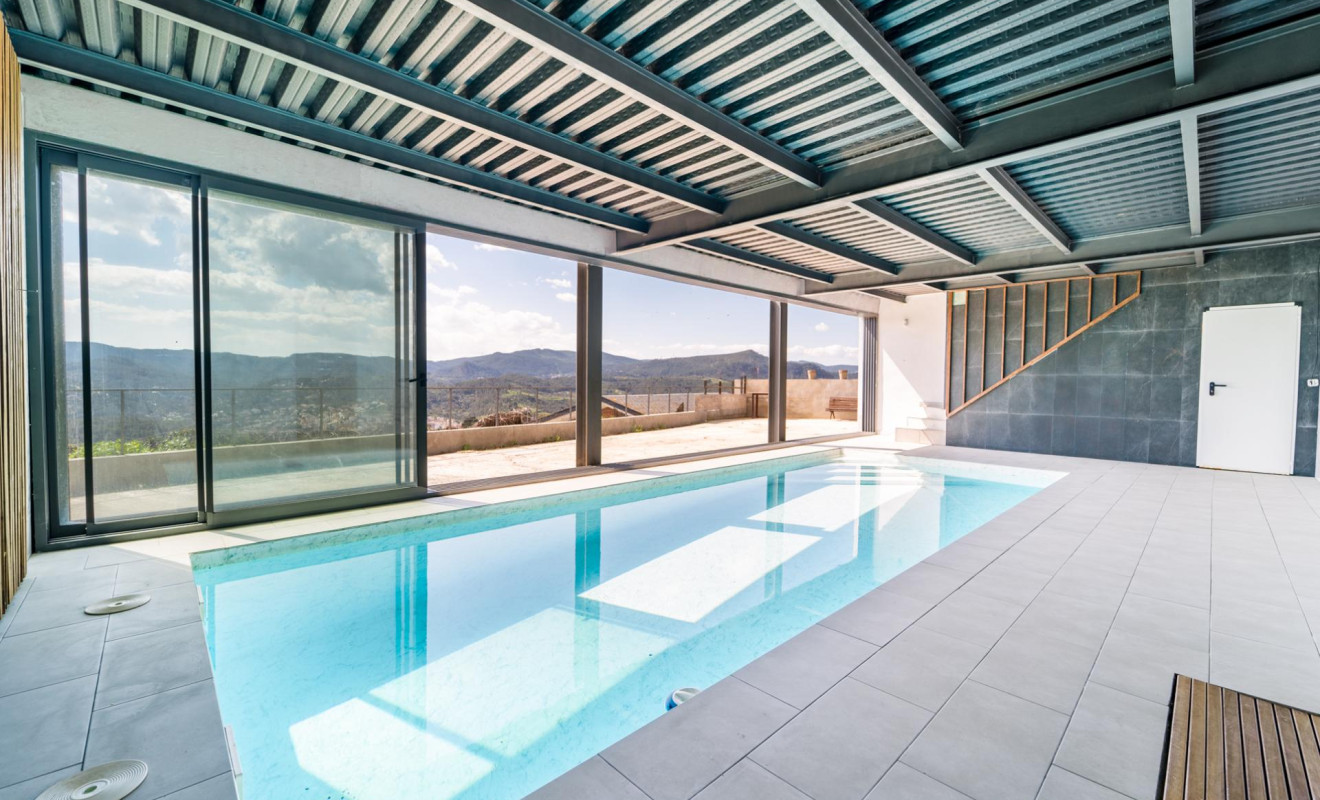 Obra nueva - Chalet - Torrelles de Llobregat