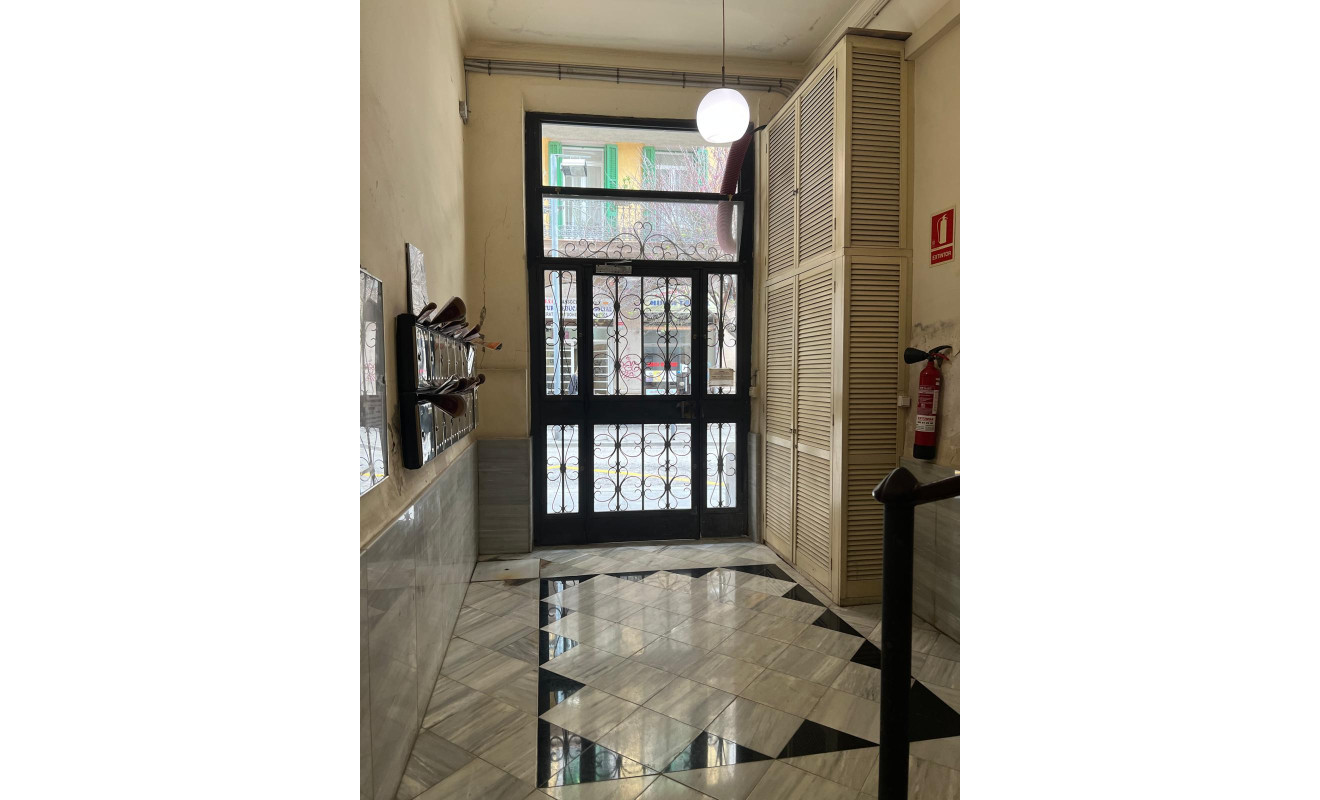 Reventa - Apartamento / piso - Barcelona - Ciutat Vella