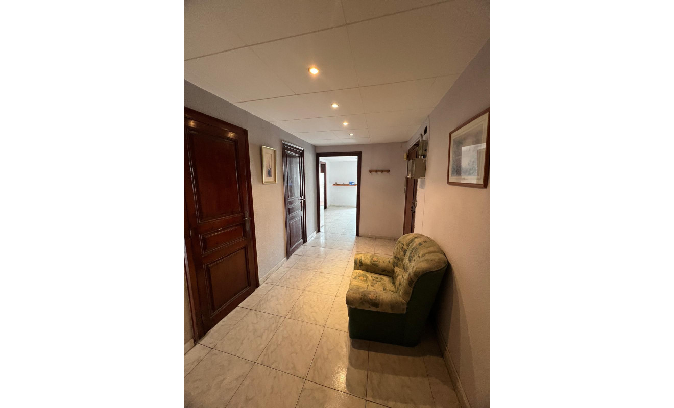 Reventa - Apartamento / piso - Barcelona - Ciutat Vella