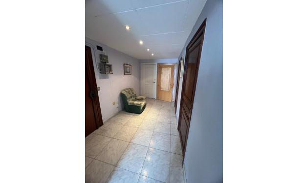 Reventa - Apartamento / piso - Barcelona - Ciutat Vella