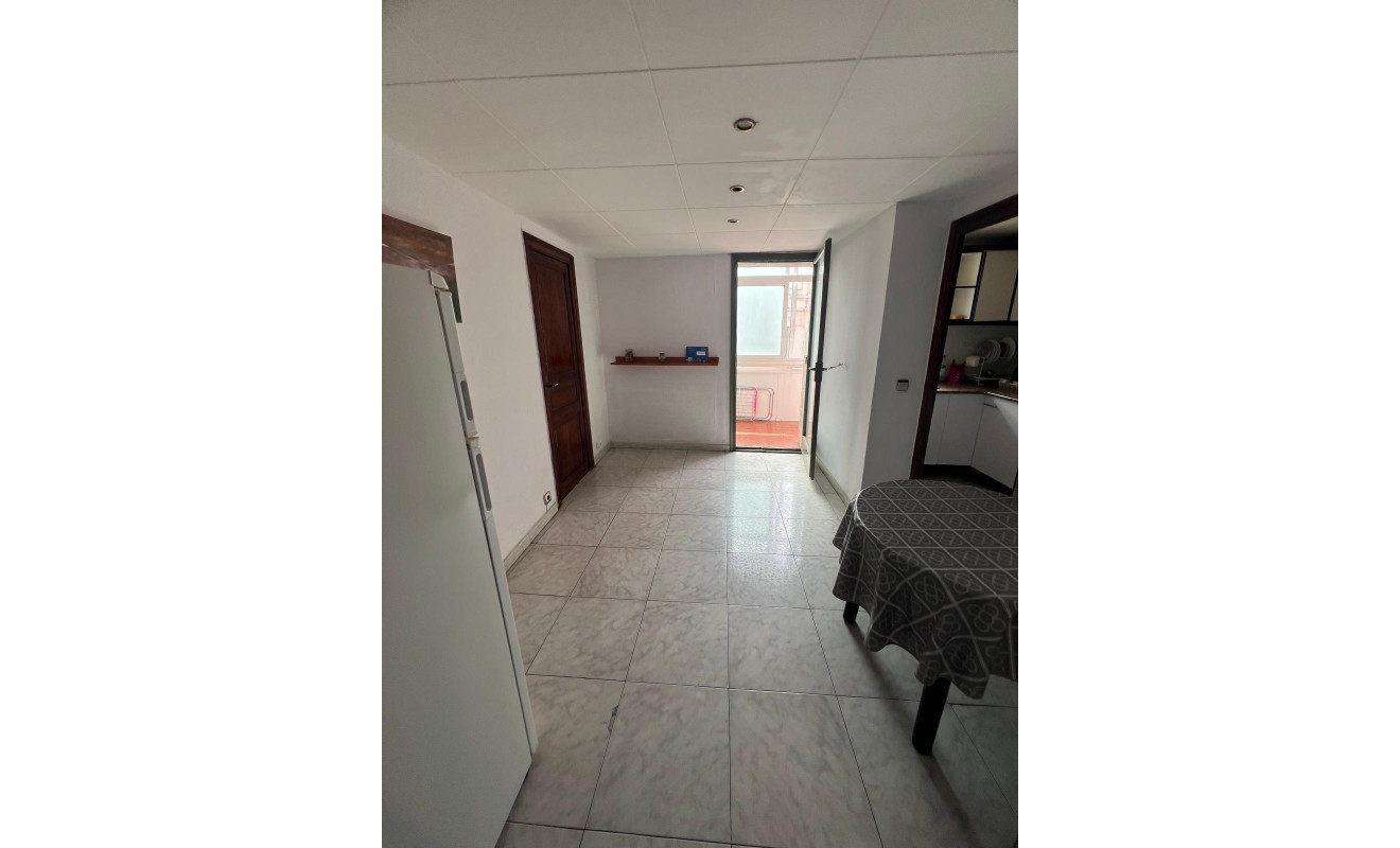 Reventa - Apartamento / piso - Barcelona - Ciutat Vella