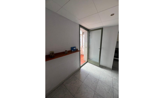 Reventa - Apartamento / piso - Barcelona - Ciutat Vella