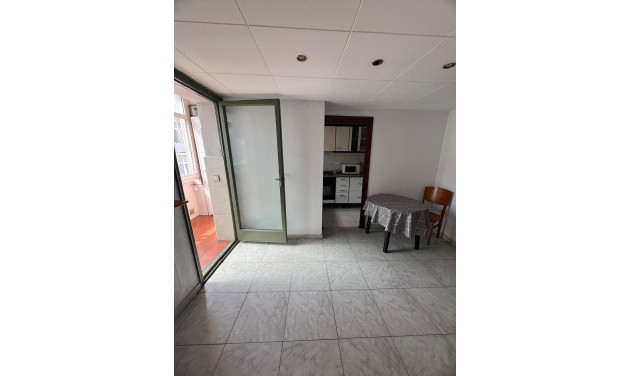 Reventa - Apartamento / piso - Barcelona - Ciutat Vella