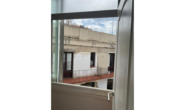 Reventa - Apartamento / piso - Barcelona - Ciutat Vella