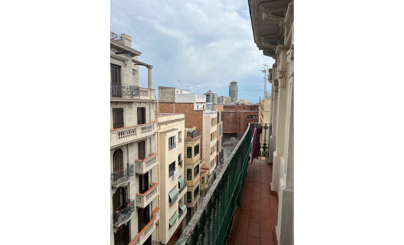 Reventa - Apartamento / piso - Barcelona - Ciutat Vella