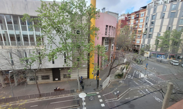 Reventa - Apartamento / piso - Barcelona - Eixample / Sagrada Família