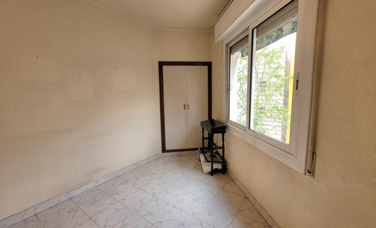 Reventa - Apartamento / piso - Barcelona - Eixample / Sagrada Família
