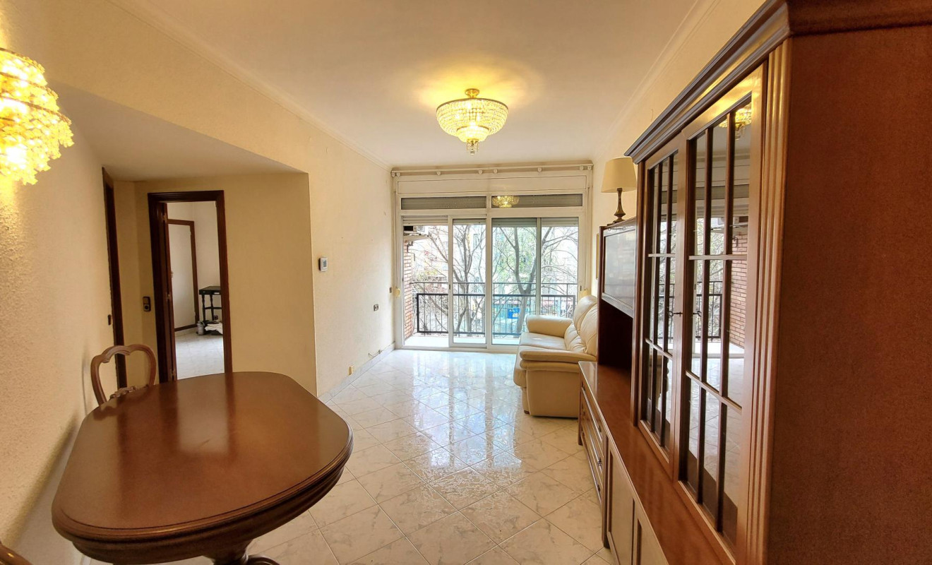 Reventa - Apartamento / piso - Barcelona - Eixample / Sagrada Família
