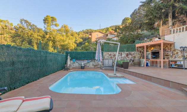 Herverkoop - Villa - Sant Vicenç dels Horts - Sant Roc