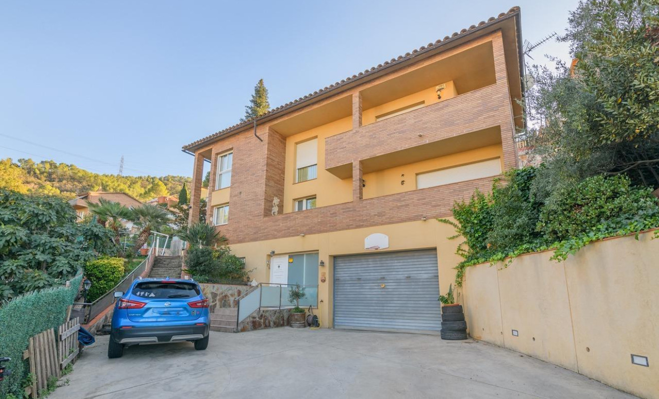 Herverkoop - Villa - Sant Vicenç dels Horts - Sant Roc