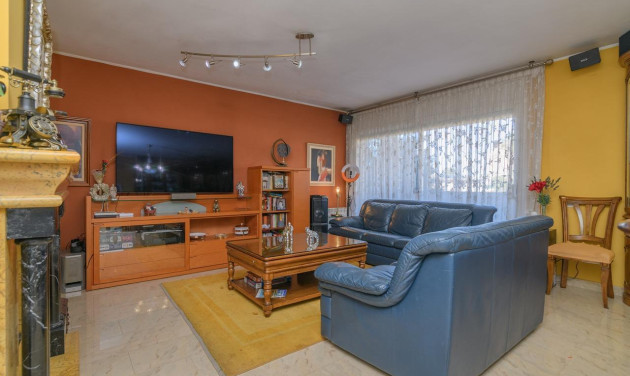 Herverkoop - Villa - Sant Vicenç dels Horts - Sant Roc