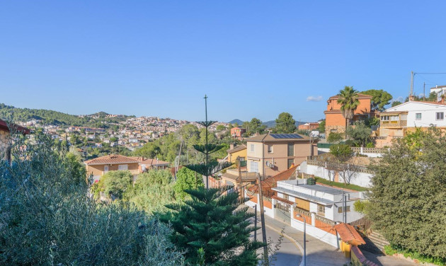 Herverkoop - Villa - Sant Vicenç dels Horts - Sant Roc